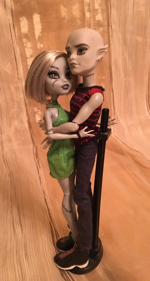 Этюд в персиковых тонах или коллекция монстров (фото 6)