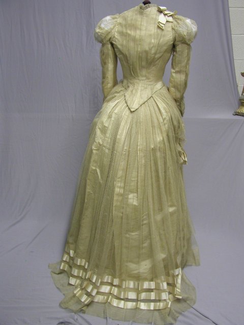 Для тех, кто в поиске или Каждый охотник желает знать. Викторианские и эдвардианские наряды