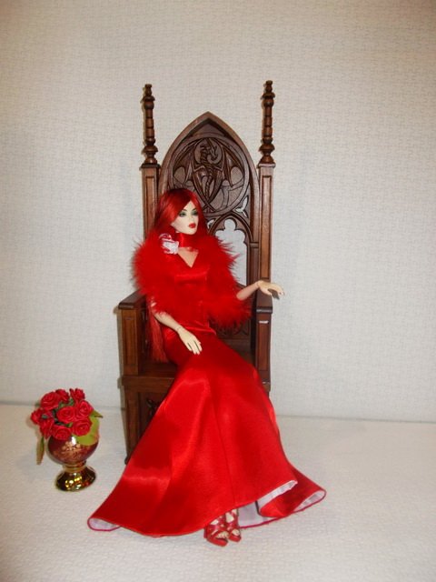 Эксклюзивная кукольная мебель в готическом стиле (фото 5)