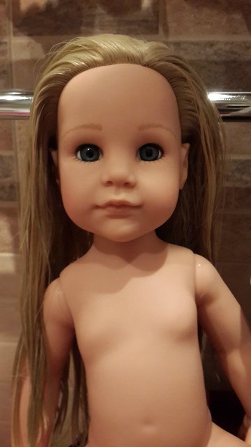 Как я выровняла глазки Ханночке (фото 3)