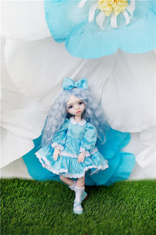 Девочка с голубыми волосами. Авторская шарнирная кукла (фото 4)