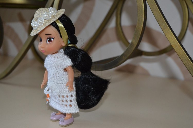 Мини дисней аниматорс Жасмин демонстрирует наряды (фото 6)