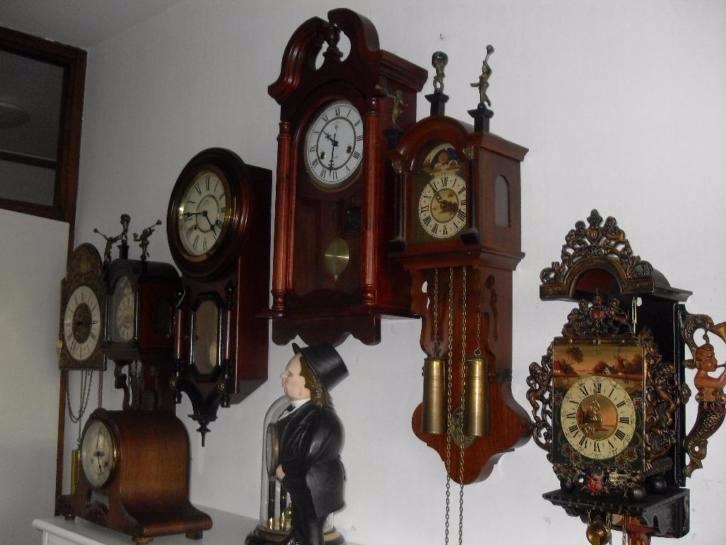 Старинные часы еще идут. Коллекция старинных часов (фото 7)