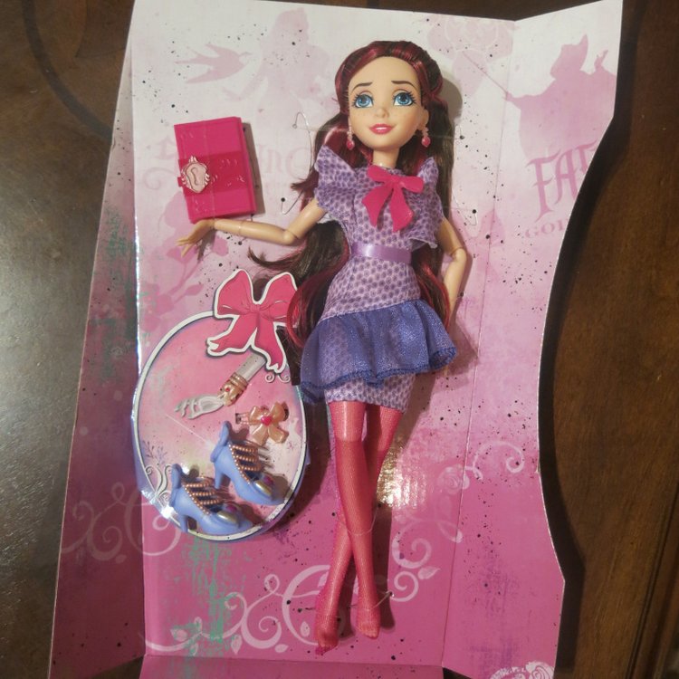 MGA Project MC2, Disney Descendants и Лена Gotz, или как я пыталась полюбить шарнирок
