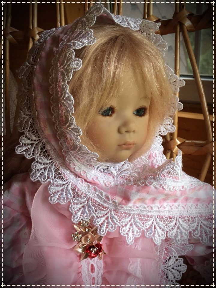 Не смогла устоять перед совершенством химочек... сдалась... и вот она - первая моя девочка