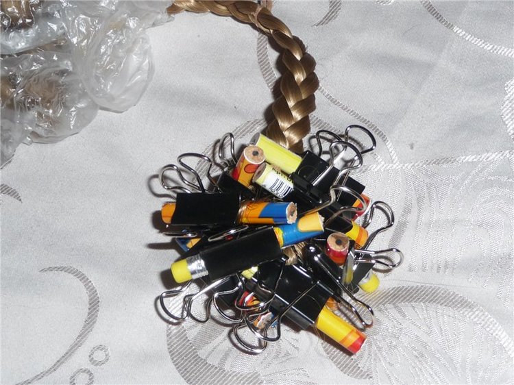 Украшаем прически куклы. Ободок-косичка в новой роли