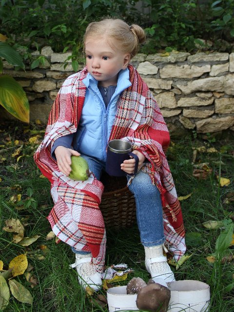 Весь день стоит как бы хрустальный, и лучезарны вечера... Куклы реборн Елены Ядриной