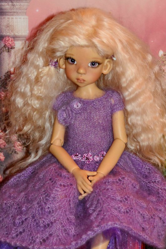 Весеннее обновление. Платья для кукол Kaye Wiggs