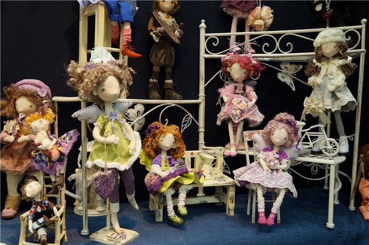 Картинки с выставки кукол на Тишинке. Moscow Fair 2015. Текстильные куклы (фото 8)