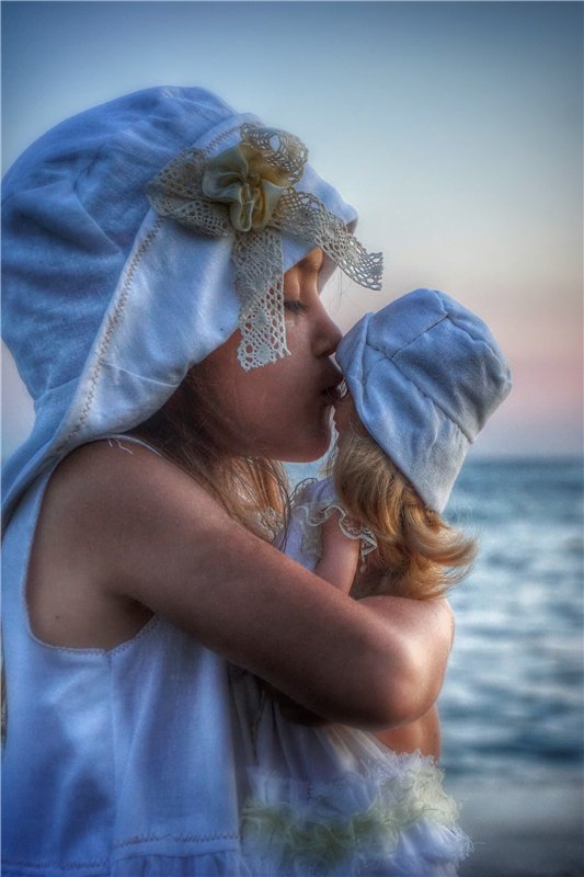 Кукла и ее девочка... Once upon a time