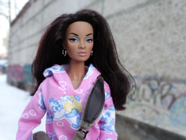 Мулатки в зимнем Екатеринбурге (фото 9)