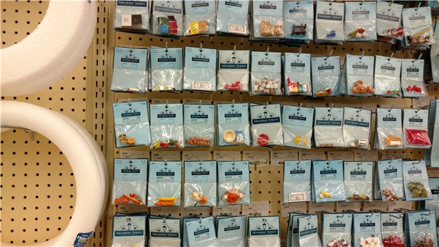 За океаном. HobbyLobby Arts & Crafts Stores