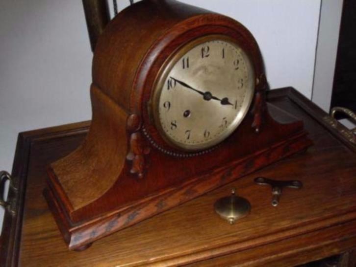 Старинные часы еще идут. Коллекция старинных часов