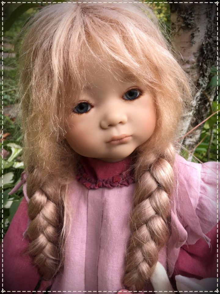 Не смогла устоять перед совершенством химочек... сдалась... и вот она - первая моя девочка