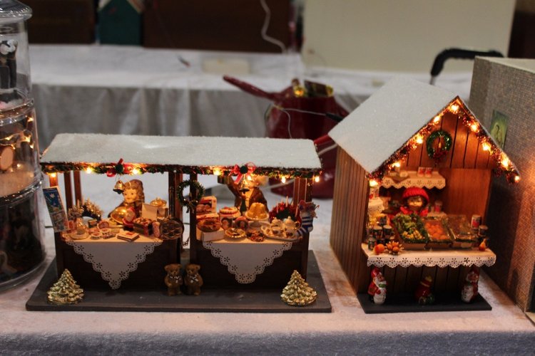 Все на выставку! Кукольные домики и миниатюра