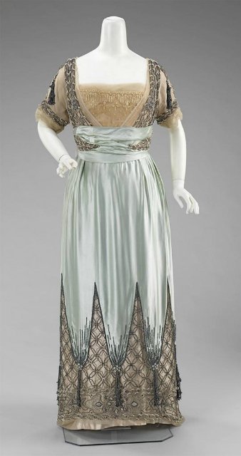 Для тех, кто в поиске или Каждый охотник желает знать. Викторианские и эдвардианские наряды