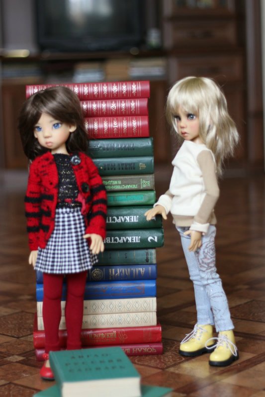 Куклы Кае Вигс и любовь к чтению