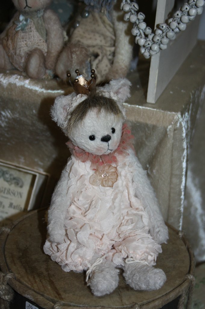 Выставка кукол, мишек тедди, кукольных домиков и миниатюры в Нидерландах. Продолжение