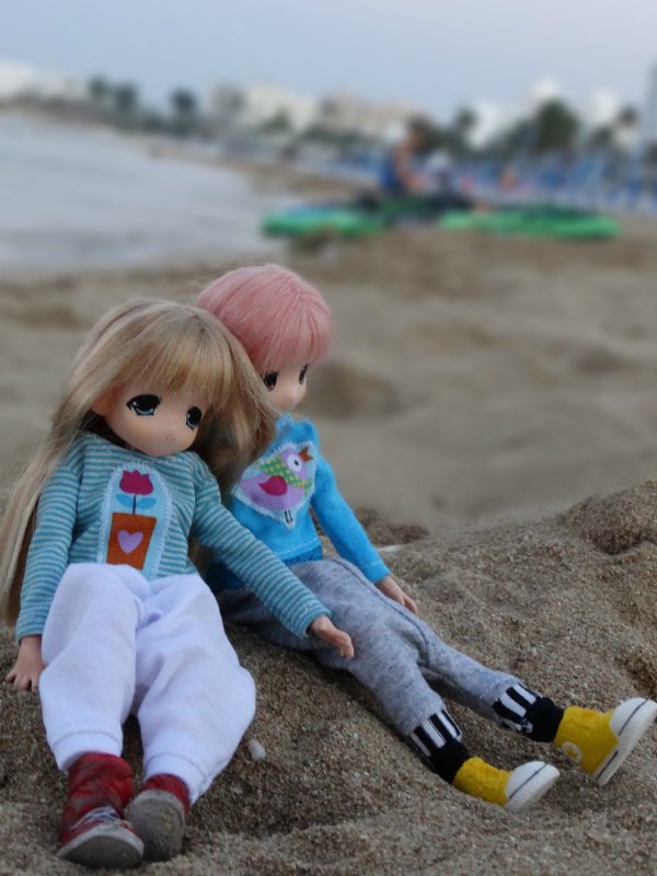 Девочки мамачап на Средиземном море (фото 7)