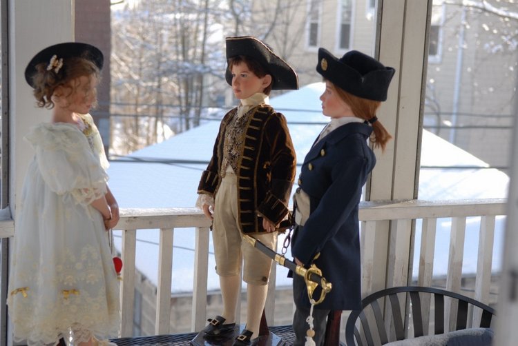 Два офицера и девушка, или поздравляю вас с Праздником Любви (фото 3)