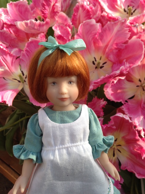 Прогулка Эмили в аптекарском огороде. H. Maciak | Бэйбики Прогулка Эмили в аптекарском огороде. H. Maciak