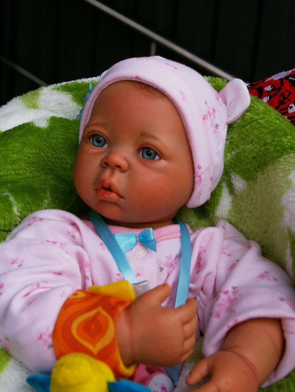 Дашенька родилась — ООАК и репейнт игровых кукол: Bratz (фото 3)