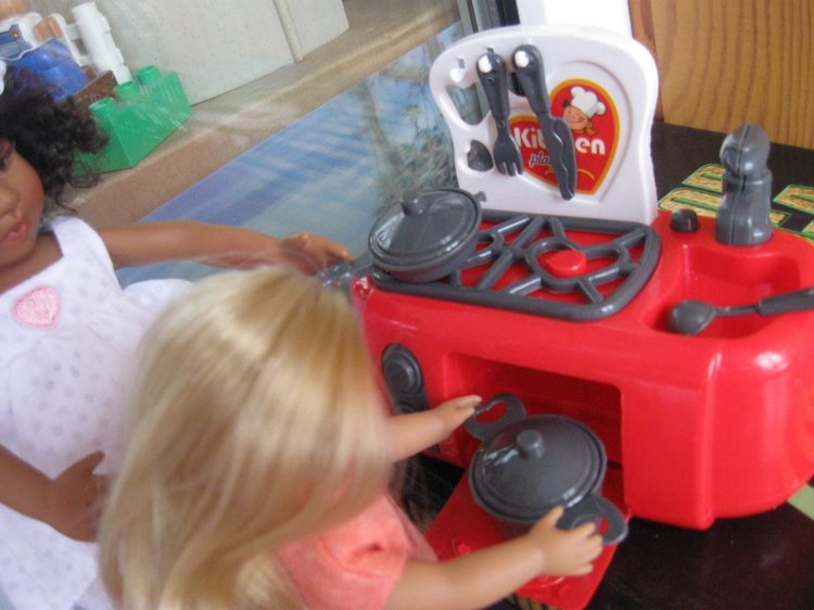 Бытовая техника для наших маленьких кукол-хозяюшек