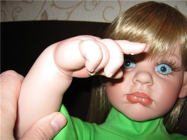 Кукла «Give Peace A Chance» (Дайте миру шанс) от FayZah Spanоs (фото 4)