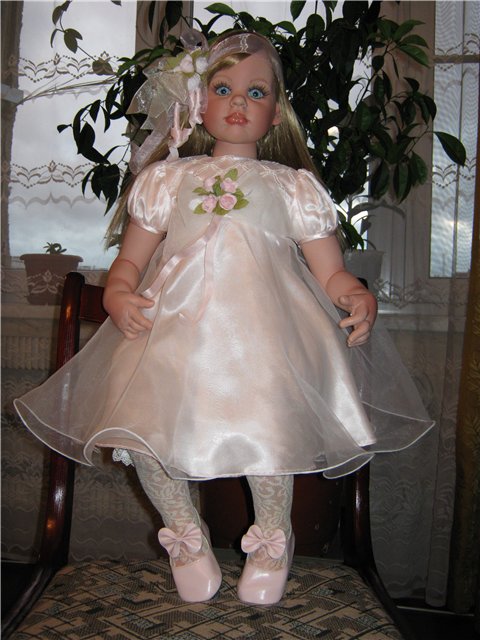 Кукла «Give Peace A Chance» (Дайте миру шанс) от FayZah Spanоs (фото 9)