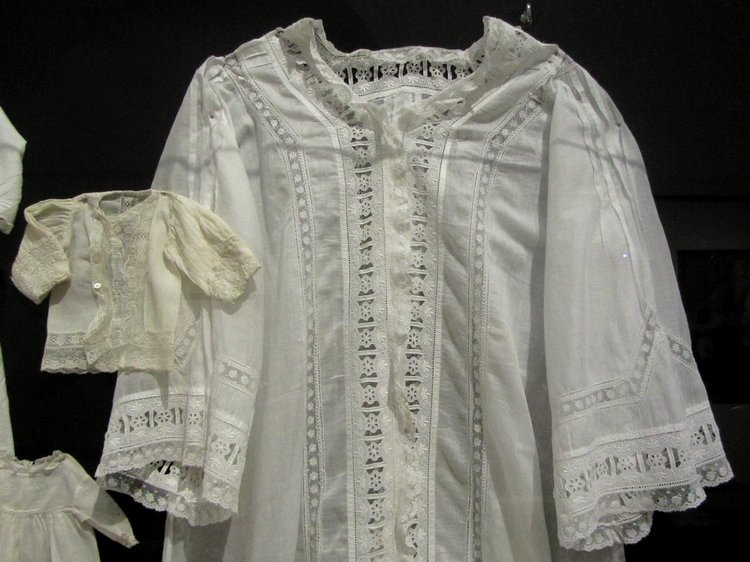 «Мода по-взрослому. Истории из кукольного гардероба» - выставка в Музее-заповеднике «Царицыно» - продолжение - детали. Часть