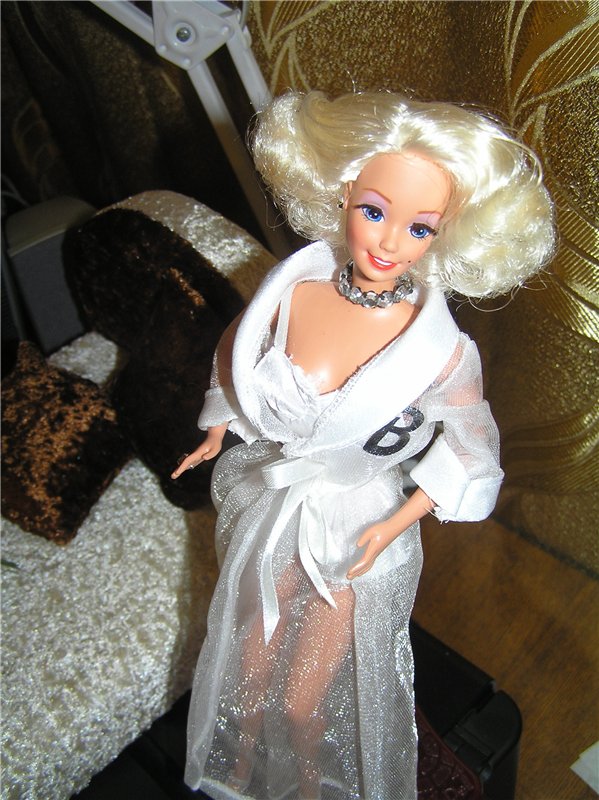 Моя Барби 90-х "Barbie Silver Screen" и ее небольшая история