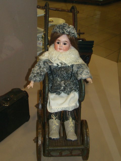 Выставка "Старинные куклы и игрушки" Ирины Киек. Ростов-на-Дону, 2013 | Бэйбики Выставка "Старинные куклы и игрушки" Ирины Киек. Ростов-на-Дону, 2013