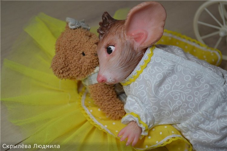 Мышка реборн, маленькая модель. Mouse Mascot от скульптора Sylvia Manning (фото 8)