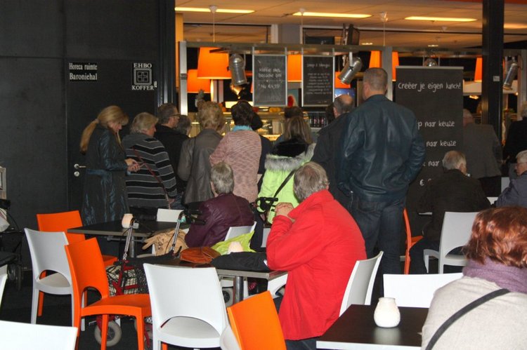 Выставка кукол, мишек тедди, кукольных домиков и миниатюры в Нидерландах 24-25 октября 2015 год. Четвертая часть | Бэйбики Выставка кукол, мишек тедди, кукольных домиков и миниатюры в Нидерландах 24-25 октября 2015 год. Четвертая часть