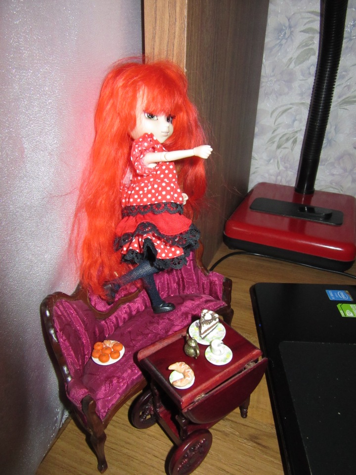 Вечерний просмотр фильма-классики "Иван Грозный". Первая любовь Грелль: новые чувства, новый костюм (фото 8)