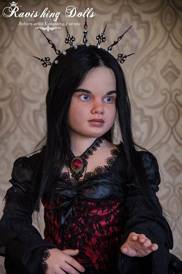 Готичная Габриэль. Gothic girl Mahafsoun