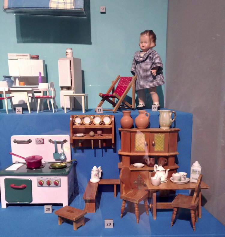 Выставка «Все лучшее – детям. Игрушки 1950–1980 годов из коллекции Сергея Романова». Часть 1