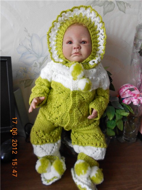 Моя новая вязалочка для малышки реборн (фото 6)