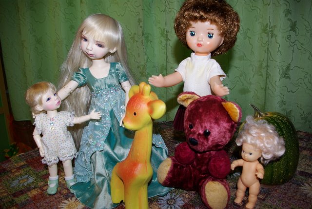 Мы из прошлого, любите нас