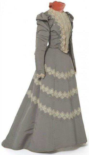 Для тех, кто в поиске или Каждый охотник желает знать. Викторианские и эдвардианские наряды