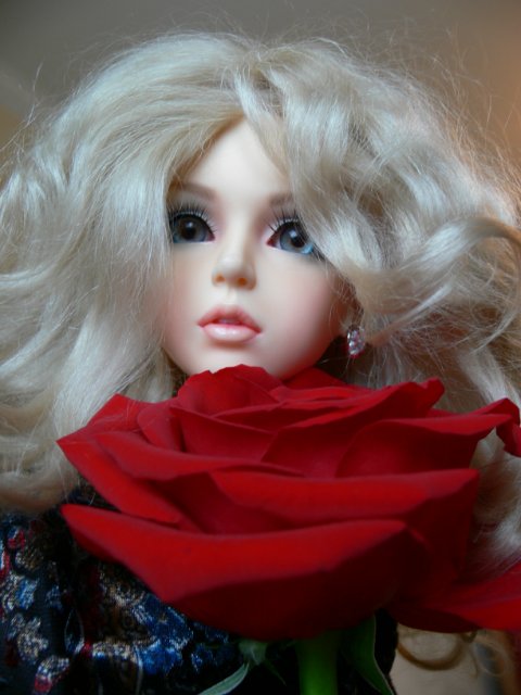 100 кадров с одного ракурса. Или бессонная ночь! Куколка Elfdoll