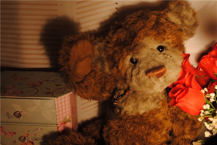 Славный Мишка Паркин от Charlie Bears находит новых друзей