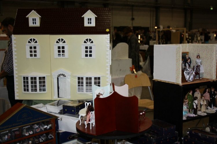 Выставка кукол, мишек тедди, кукольных домиков и миниатюры в Нидерландах 24-25 октября 2015 год. Часть пятая | Бэйбики Выставка кукол, мишек тедди, кукольных домиков и миниатюры в Нидерландах 24-25 октября 2015 год. Часть пятая (фото 4)