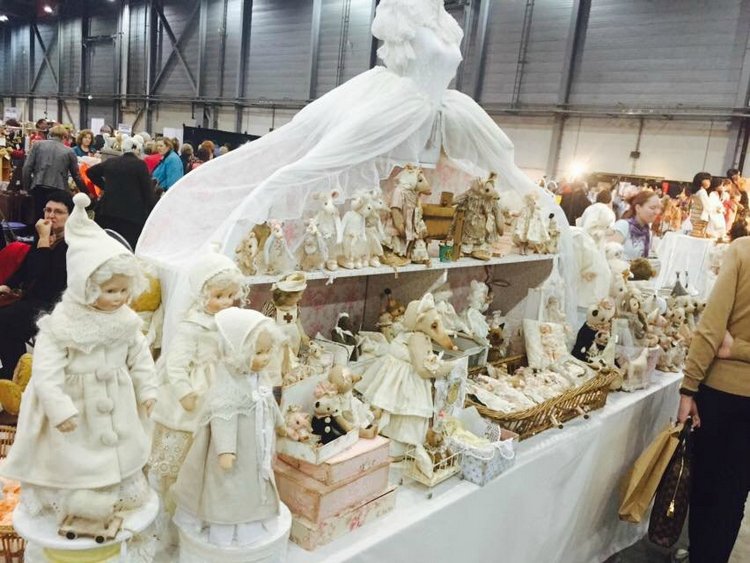 Выставка кукол, мишек тедди, кукольных домиков и миниатюры в Нидерландах 24-25 октября 2015 год. Часть пятая | Бэйбики Выставка кукол, мишек тедди, кукольных домиков и миниатюры в Нидерландах 24-25 октября 2015 год. Часть пятая