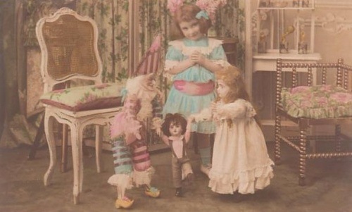 Старый фотоальбом. Девочки и куклы - продолжение (фото 7)