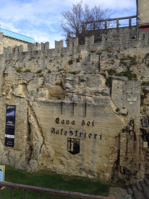 Приключения Минуш в Италии Часть 1. Сан-Марино. Государство в облаках (фото 6)