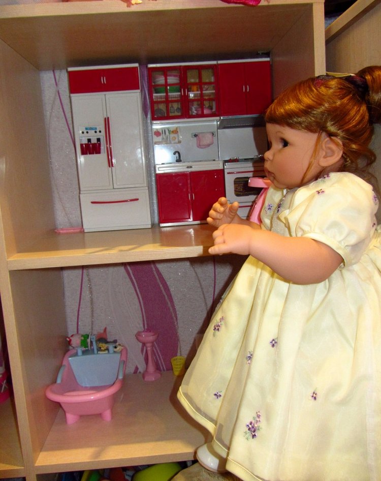 По следам 14 февраля, Моя прекрасная девочка Марго, Sweet Violets Lee Middleton