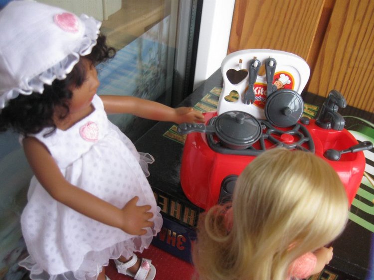 Бытовая техника для наших маленьких кукол-хозяюшек