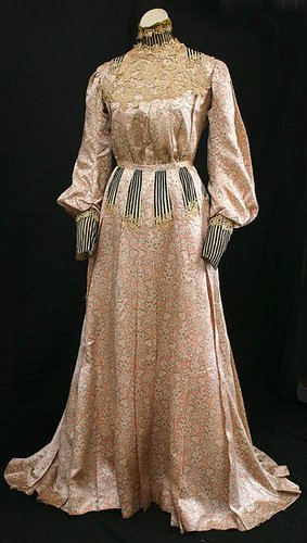 Для тех, кто в поиске или Каждый охотник желает знать. Викторианские и эдвардианские наряды