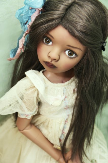 Моя долгожданная такая хрупкая и очень красивая Лена, от Ким Лашер